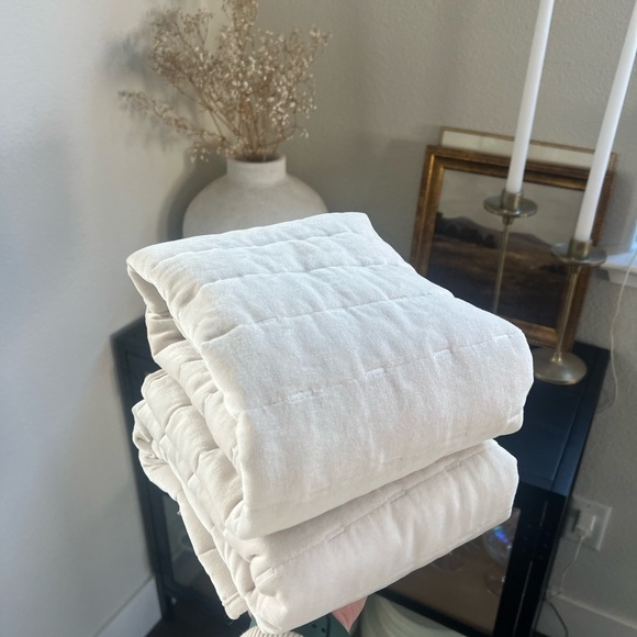 2!!! Standard Channel Stitch Velvet Quilt
Sham Cream - Threshold - Picture 6 of 6